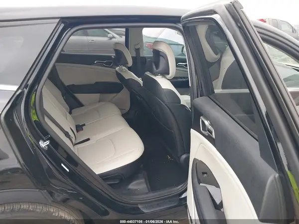 5XYK33DF2SG301463 2025 KIA SPORTAGE - Image 8