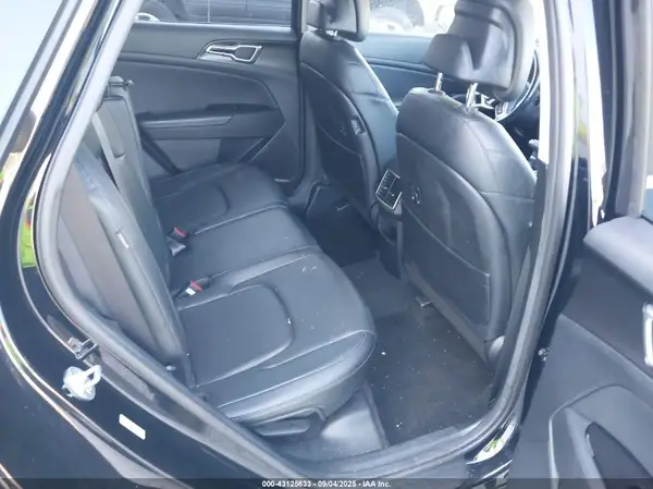 5XYK33DF3RG157075 2024 KIA SPORTAGE - Image 8