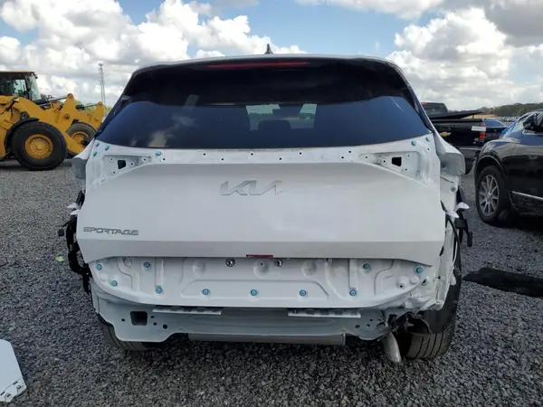 2024 KIA SPORTAGE auction photo 6