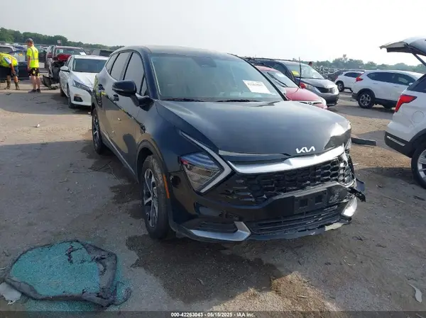 5XYK33DF3SG244075 2025 KIA SPORTAGE - Image 1