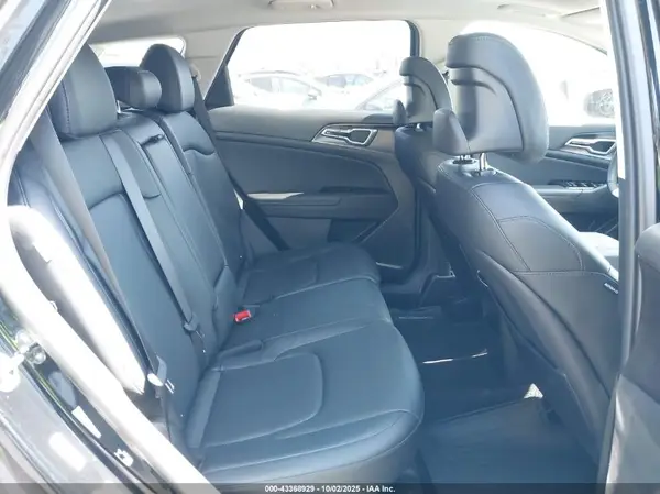 5XYK33DF3SG306302 2025 KIA SPORTAGE - Image 8