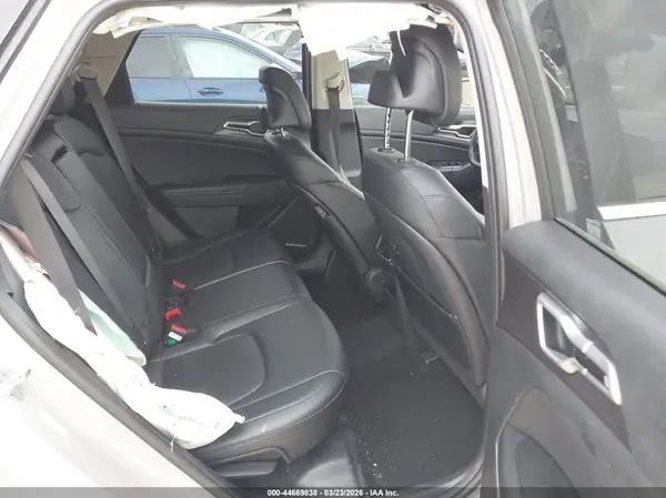 5XYK33DF3TG388453 2026 KIA SPORTAGE - Image 8