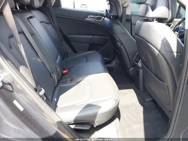 5XYK33DF4SG235191 2025 KIA SPORTAGE - Image 8