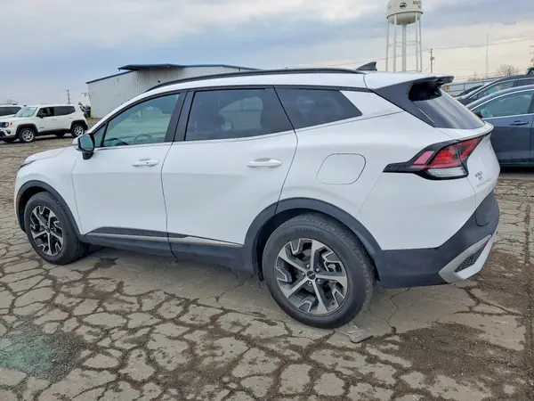 5XYK33DF4SG307927 2025 KIA SPORTAGE - Image 2
