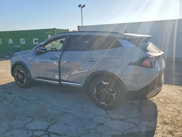 5XYK33DF4TG374352 2026 KIA SPORTAGE - Image 2