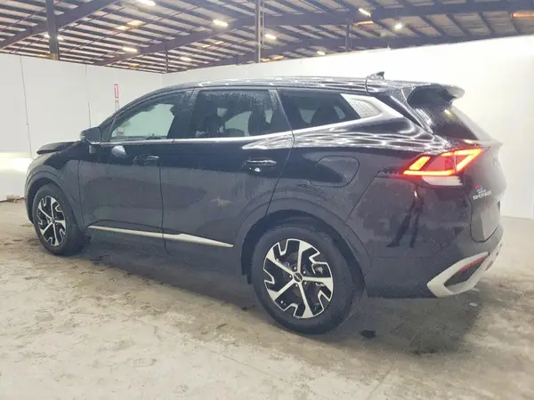 5XYK33DF5SG279877 2025 KIA SPORTAGE - Image 2
