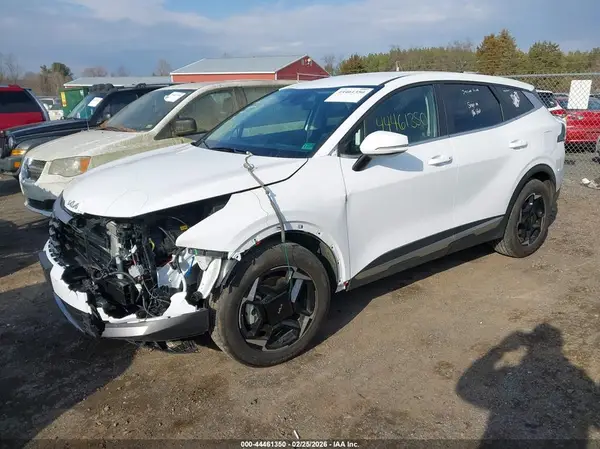 5XYK33DF5TG341828 2026 KIA SPORTAGE - Image 2