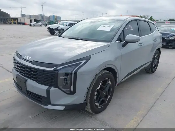 5XYK33DF5TG356006 2026 KIA SPORTAGE - Image 2