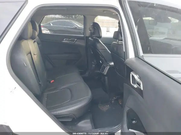 5XYK33DF6RG226146 2024 KIA SPORTAGE - Image 8