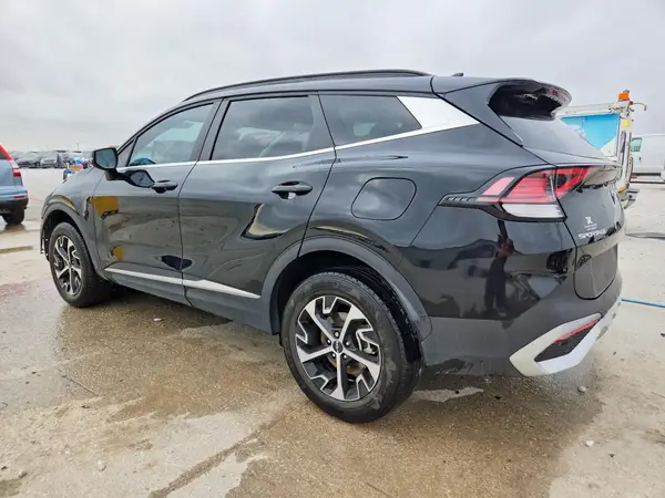 5XYK33DF6SG243275 2025 KIA SPORTAGE - Image 2