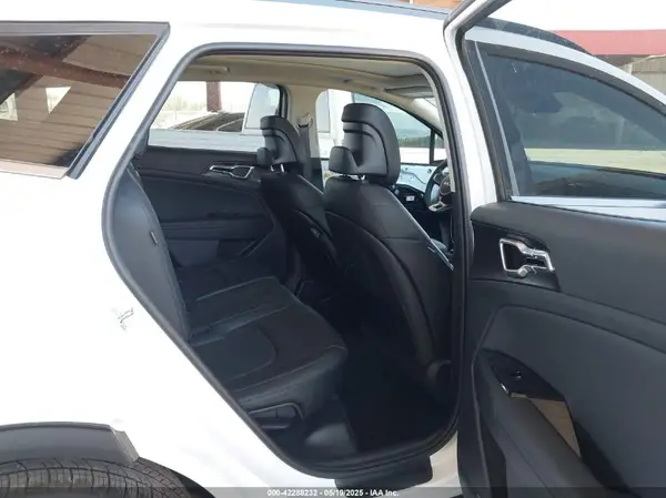 5XYK33DF6SG320016 2025 KIA SPORTAGE - Image 8