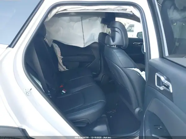 5XYK33DF6TG368374 2026 KIA SPORTAGE - Image 8