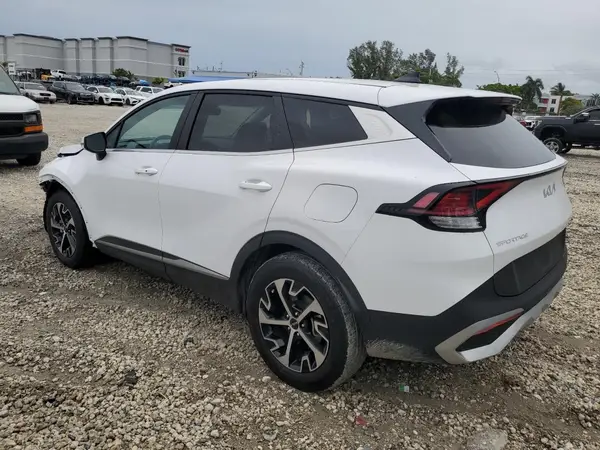 5XYK33DF7RG145415 2024 KIA SPORTAGE - Image 2
