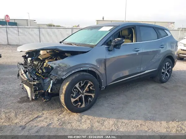 5XYK33DF7RG215608 2024 KIA SPORTAGE - Image 2