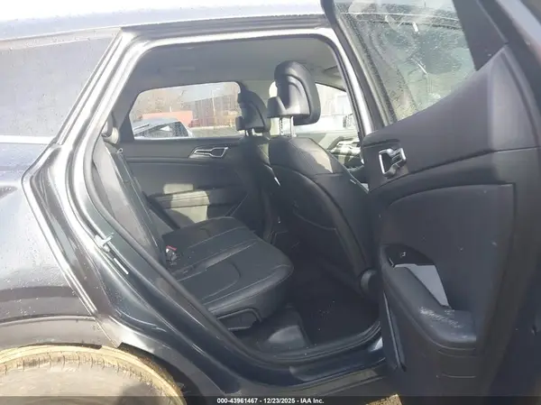 5XYK33DF7RG232313 2024 KIA SPORTAGE - Image 8