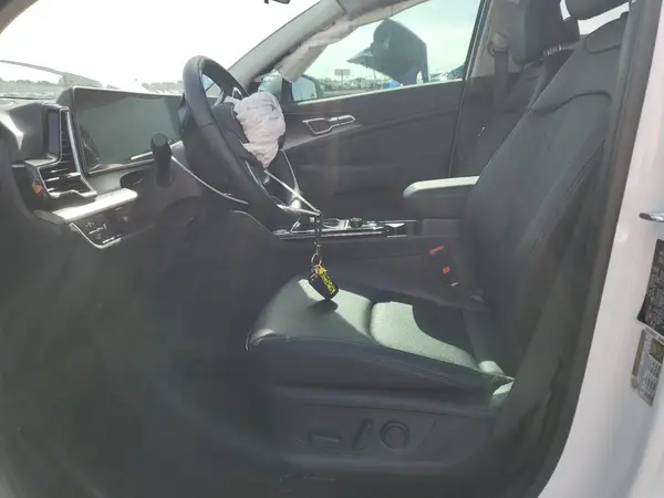2025 KIA SPORTAGE auction photo 6