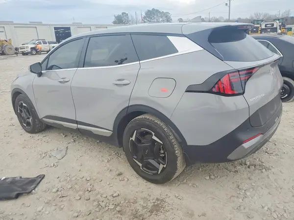 5XYK33DF7TG348067 2026 KIA SPORTAGE - Image 2