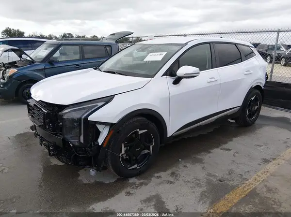 5XYK33DF7TG349767 2026 KIA SPORTAGE - Image 2