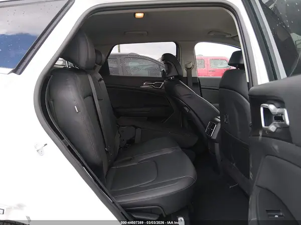 5XYK33DF7TG349767 2026 KIA SPORTAGE - Image 8