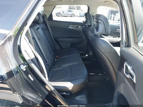 5XYK33DF8RG139235 2024 KIA SPORTAGE - Image 8