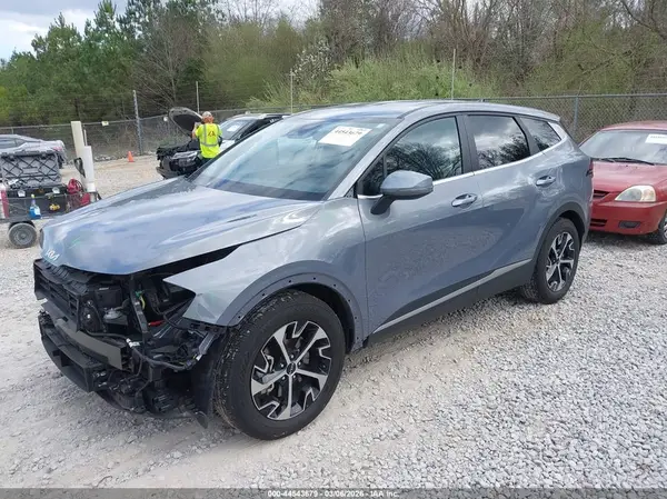 5XYK33DF8RG156469 2024 KIA SPORTAGE - Image 2