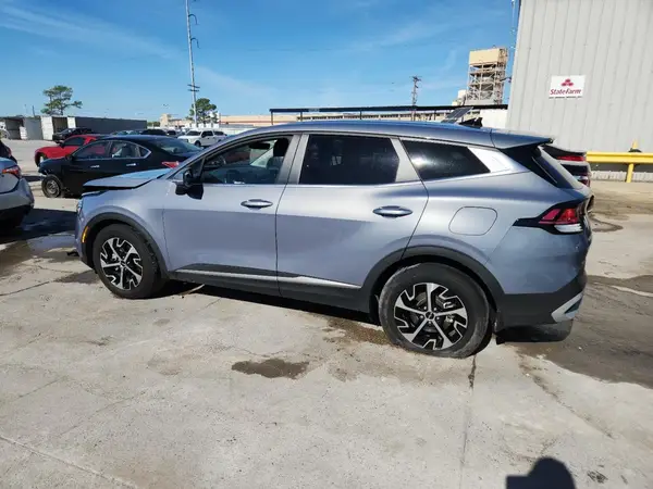 5XYK33DF8RG210420 2024 KIA SPORTAGE - Image 2