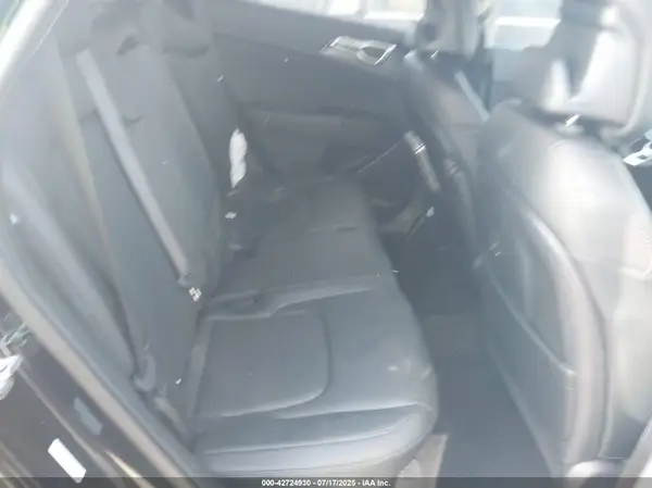 5XYK33DF8SG258263 2025 KIA SPORTAGE - Image 8