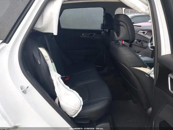 5XYK33DF8SG303542 2025 KIA SPORTAGE - Image 8