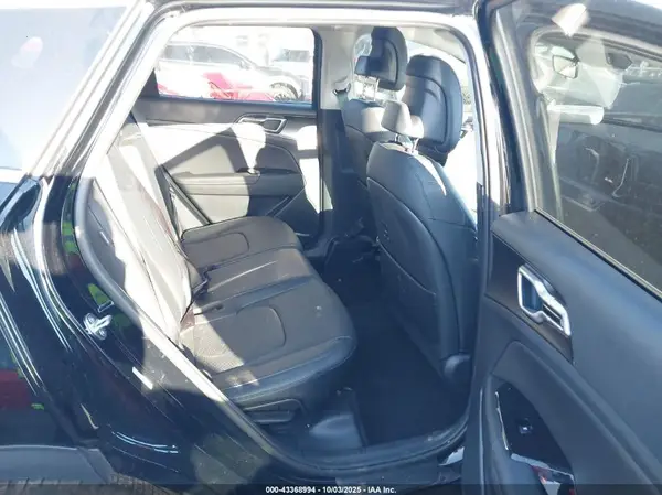 5XYK33DF8SG310135 2025 KIA SPORTAGE - Image 8