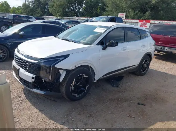 5XYK33DF8TG349857 2026 KIA SPORTAGE - Image 2
