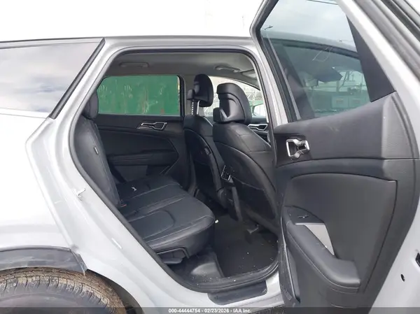 5XYK33DF8TG378422 2026 KIA SPORTAGE - Image 8