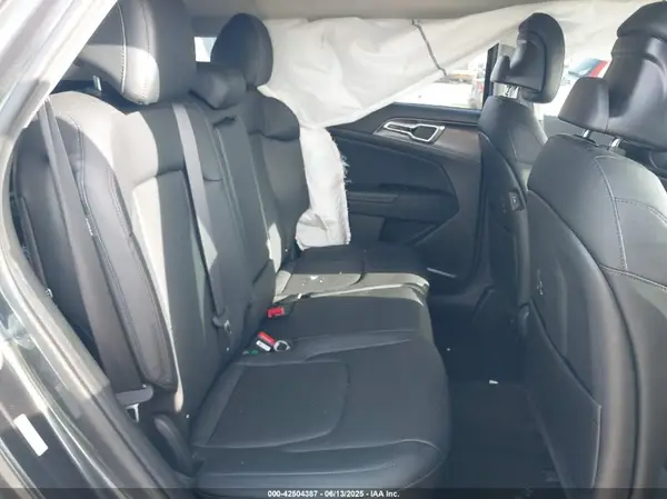 5XYK33DF9RG138921 2024 KIA SPORTAGE - Image 8
