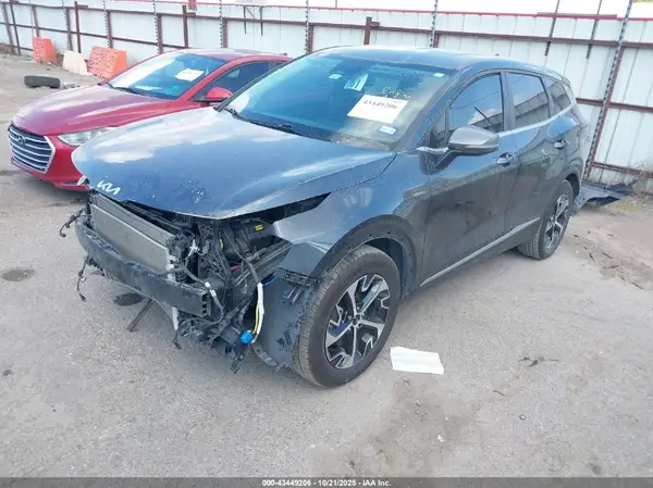 5XYK33DF9RG216369 2024 KIA SPORTAGE - Image 2