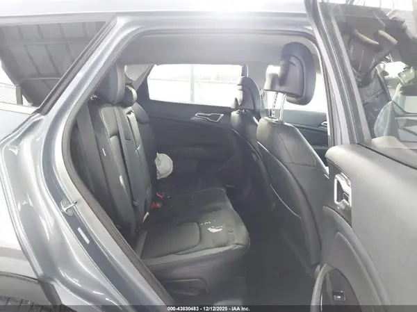 5XYK33DF9SG267070 2025 KIA SPORTAGE - Image 8