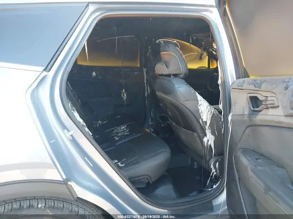 5XYK33DF9SG270082 2025 KIA SPORTAGE - Image 8
