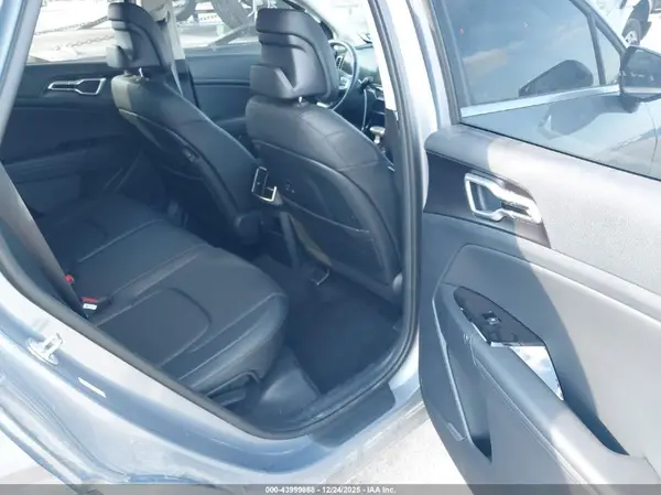 5XYK33DF9SG279607 2025 KIA SPORTAGE - Image 8