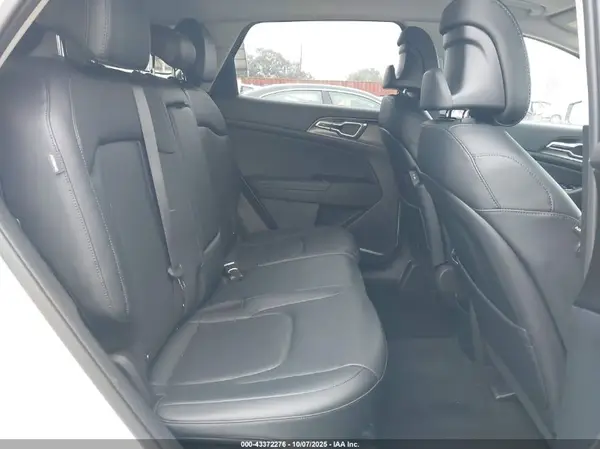 5XYK33DF9SG298318 2025 KIA SPORTAGE - Image 8