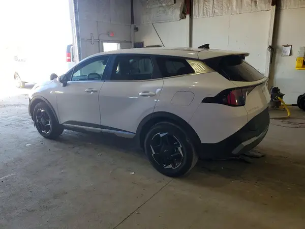 5XYK33DF9TG335062 2026 KIA SPORTAGE - Image 2