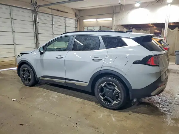 5XYK33DF9TG372385 2026 KIA SPORTAGE - Image 2