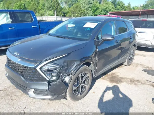 5XYK33DFXRG226568 2024 KIA SPORTAGE - Image 2