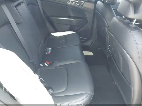 5XYK33DFXSG315336 2025 KIA SPORTAGE - Image 8