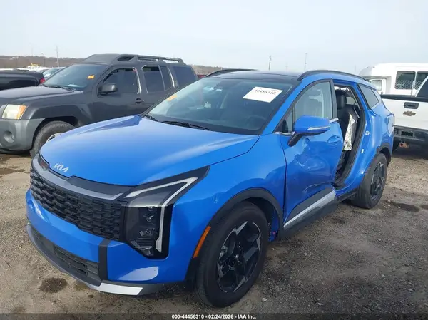 5XYK33DFXTG350587 2026 KIA SPORTAGE - Image 2