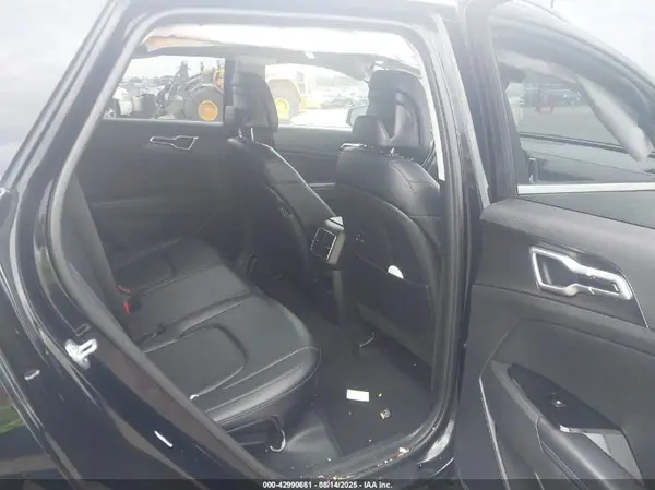 5XYK3CAF0PG101676 2023 KIA SPORTAGE - Image 8