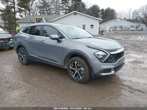 5XYK3CAF1PG123038 2023 KIA SPORTAGE - Image 1