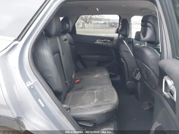 5XYK3CAF1PG123038 2023 KIA SPORTAGE - Image 8