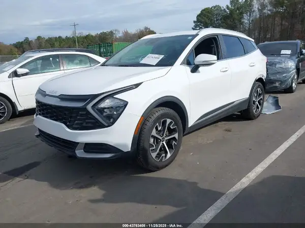 5XYK3CAF4PG101793 2023 KIA SPORTAGE - Image 2