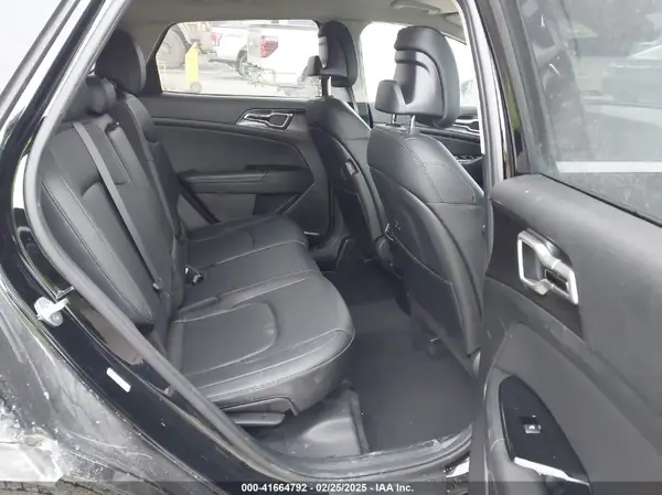 5XYK3CAF6PG073513 2023 KIA SPORTAGE - Image 8