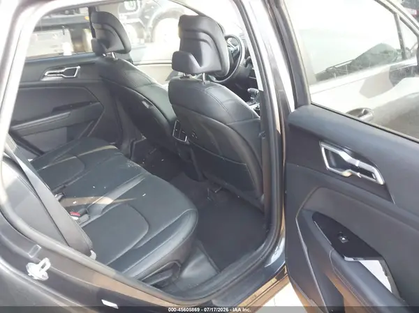 5XYK3CAF6PG108079 2023 KIA SPORTAGE - Image 8