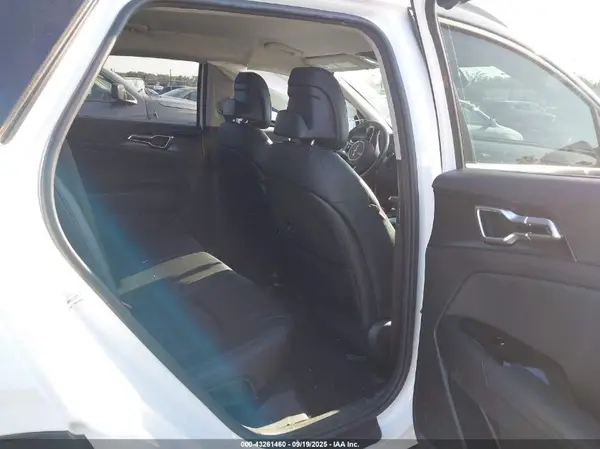 5XYK3CAF7PG031349 2023 KIA SPORTAGE - Image 8
