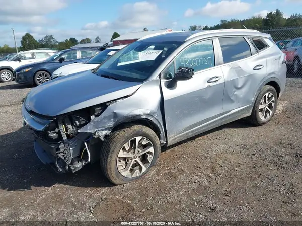 5XYK3CAF8PG005617 2023 KIA SPORTAGE - Image 2